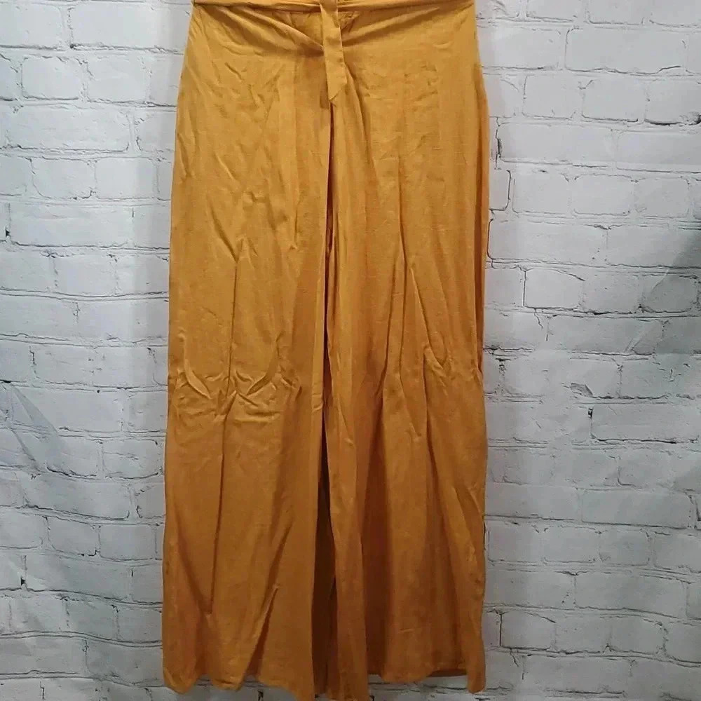 Lulus Reach for Radiance Marigold Halter Wide-Leg Jumpsuit Size M NWT - Picture 9 of 14